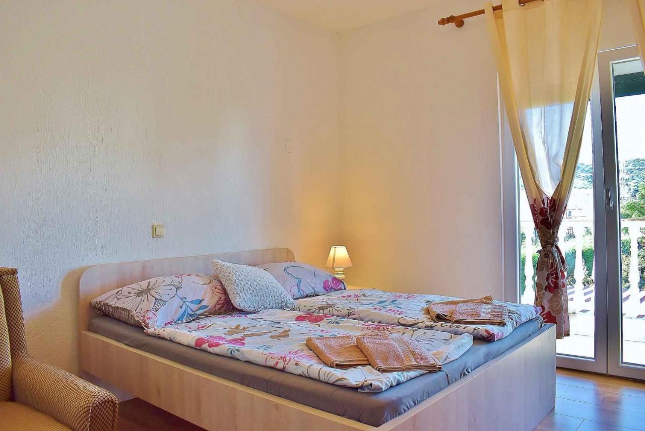 Apartment In Lopar/Insel Rab 17739 Exterior photo